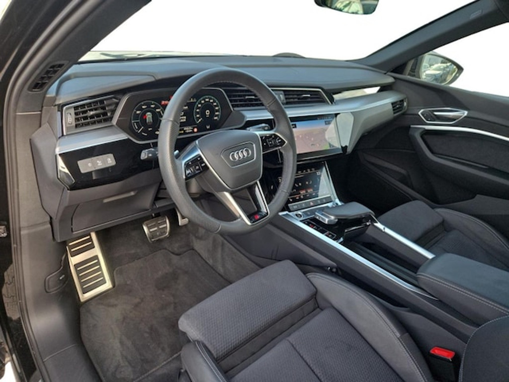 Audi Q8 e-tron