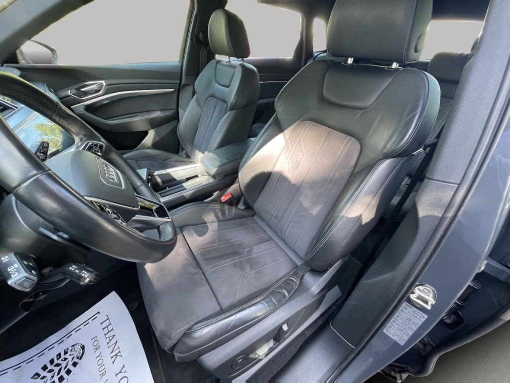 Audi Q8 e-tron