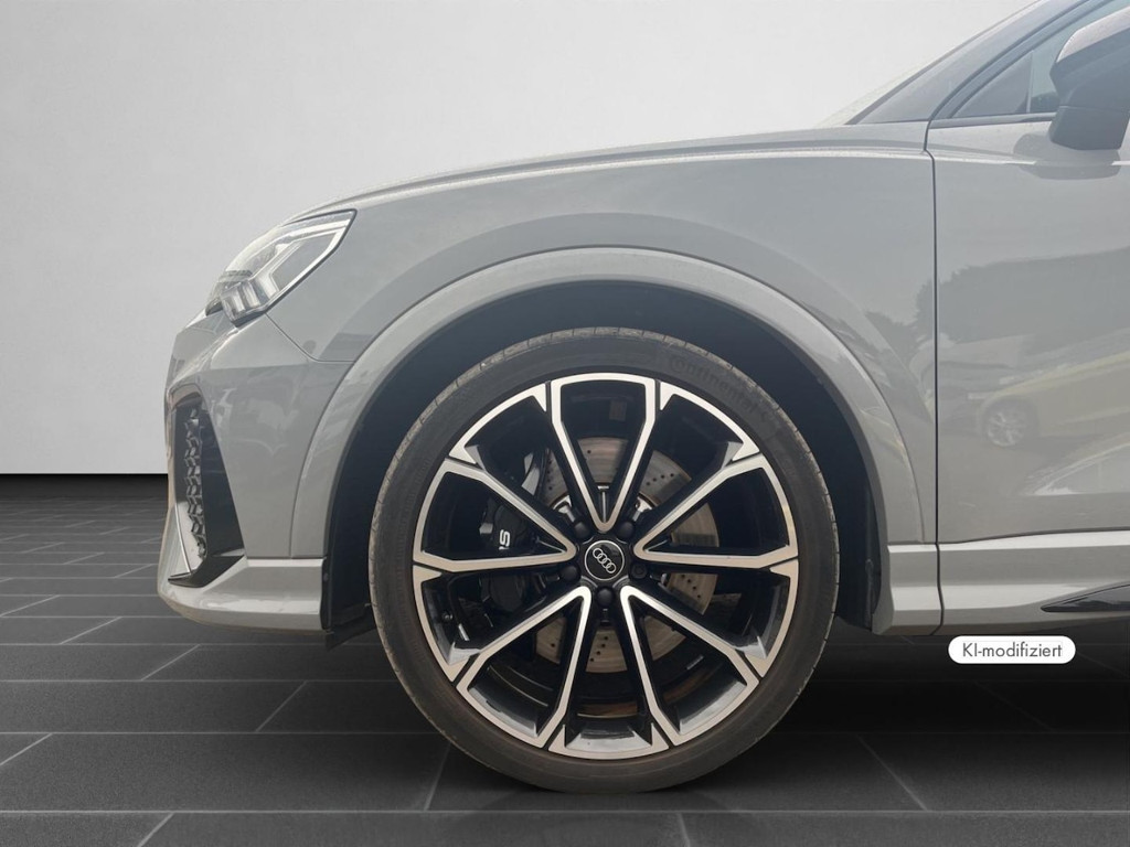 Audi RS Q3