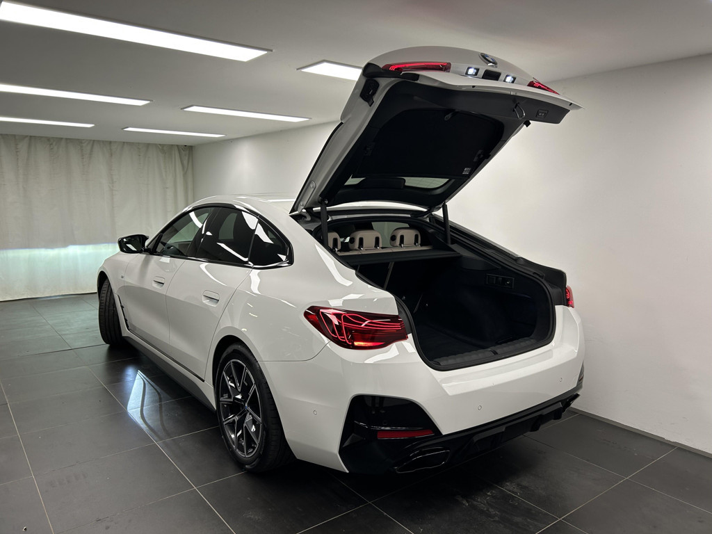 BMW M440