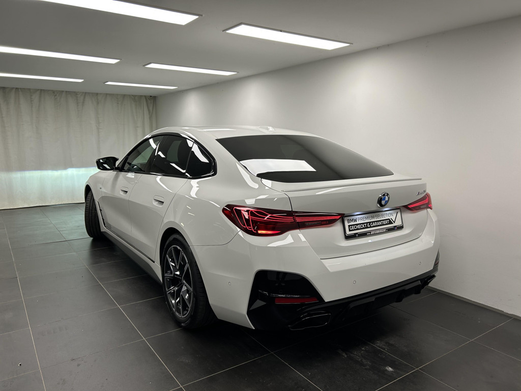 BMW M440