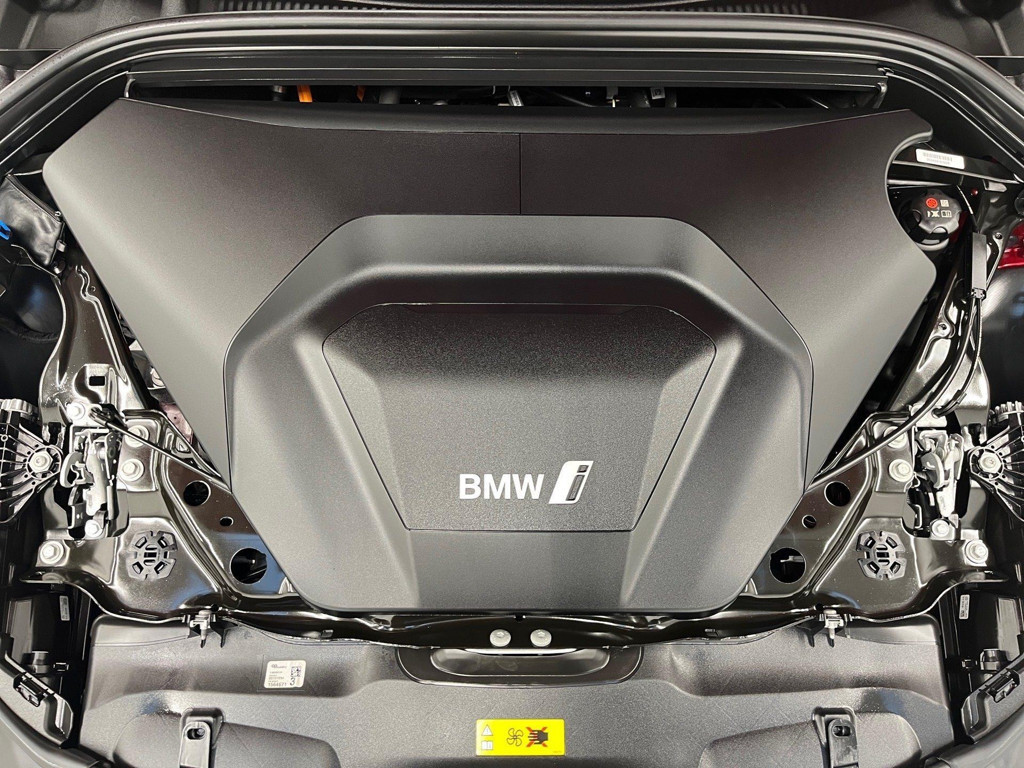 BMW iX2