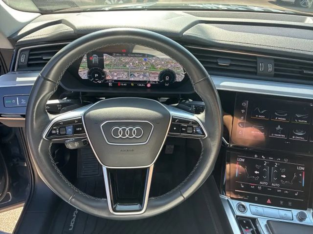 Audi Q8 e-tron