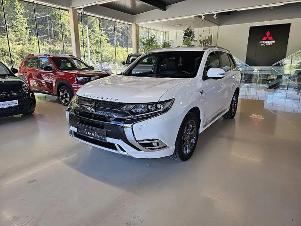 Mitsubishi Outlander PHEV