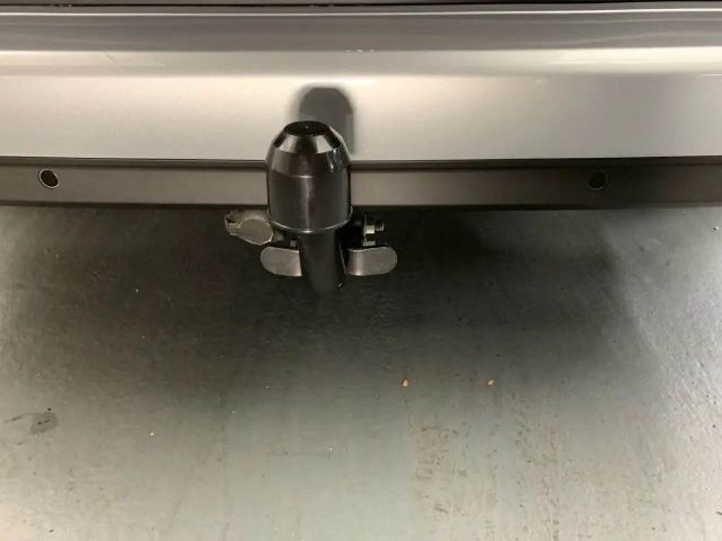 Mercedes-Benz T 180