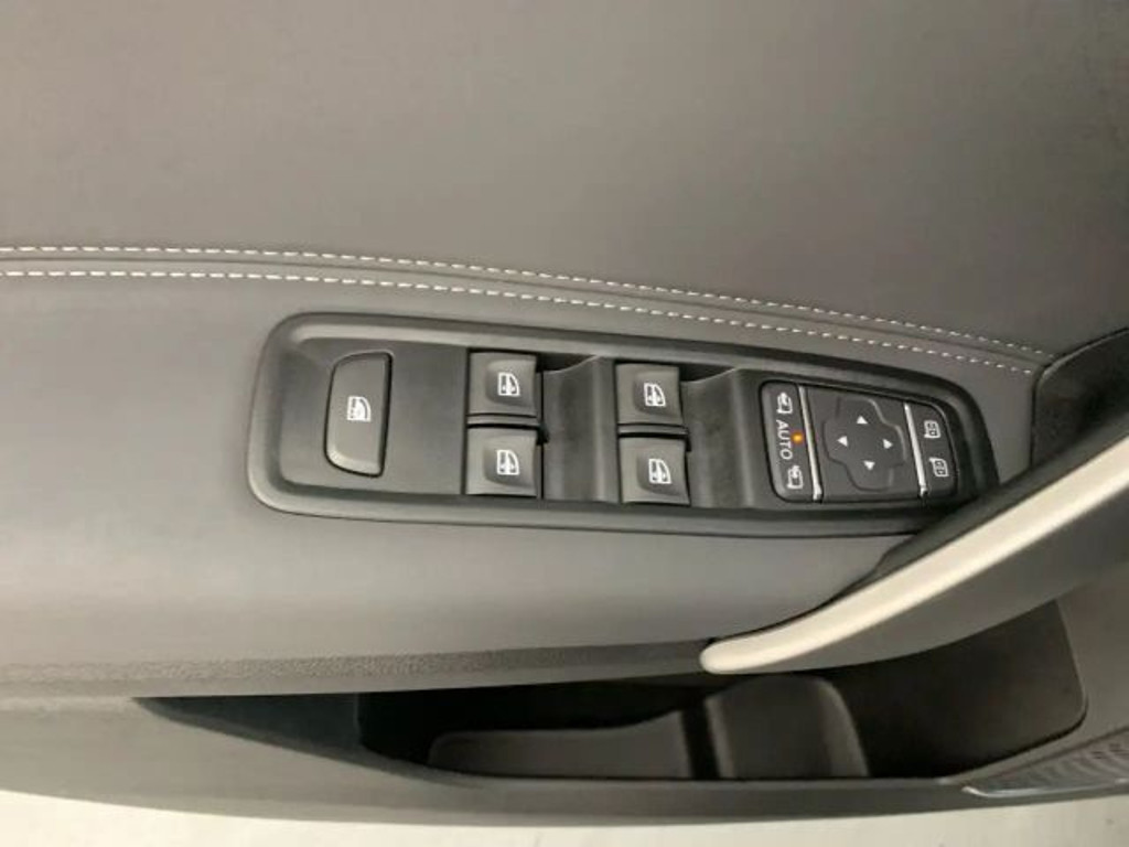 Mercedes-Benz T 180