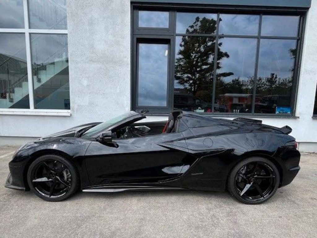 Corvette C8