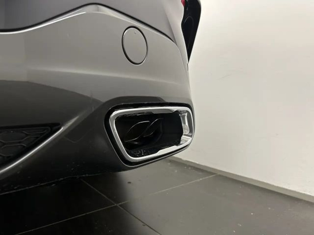 BMW M850