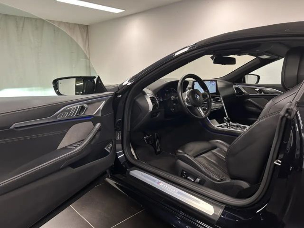 BMW M850