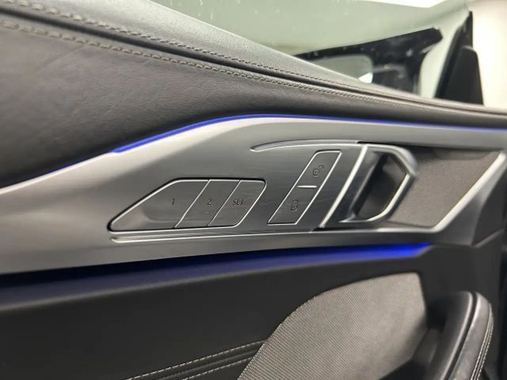 BMW M850
