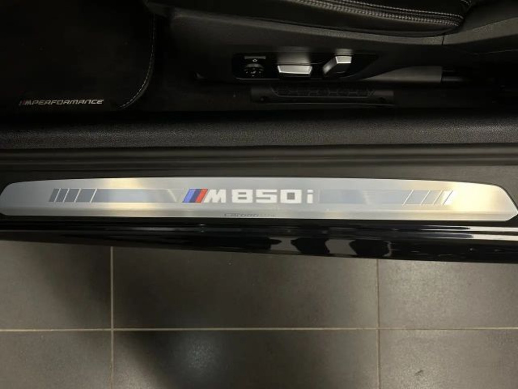 BMW M850