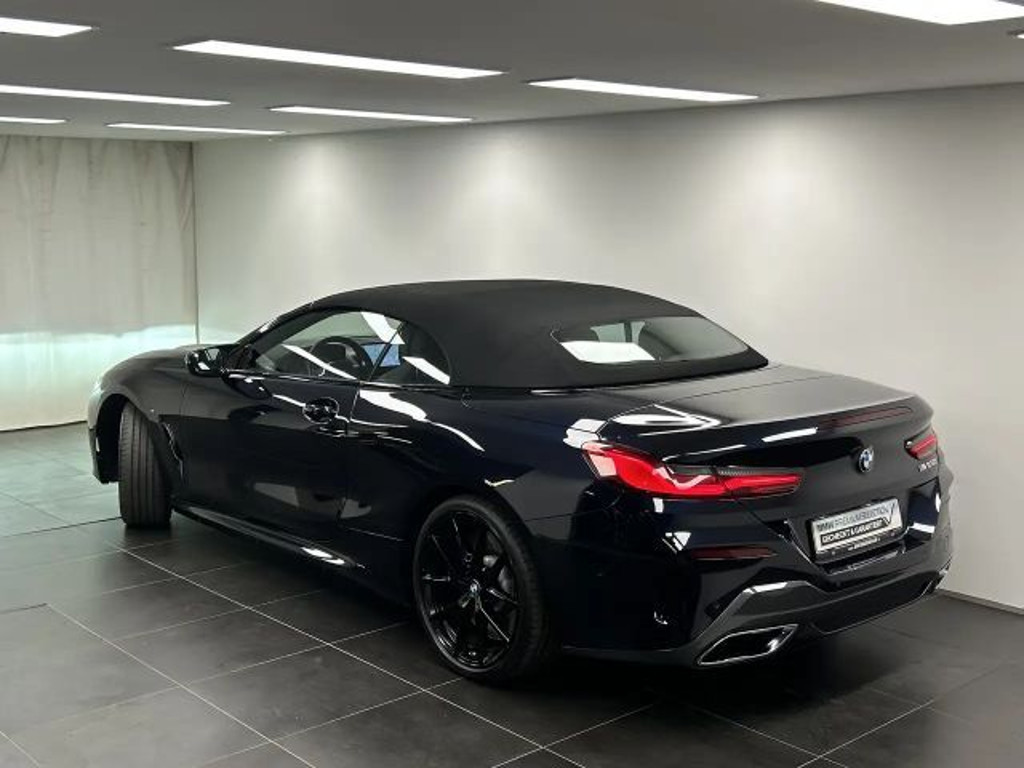 BMW M850