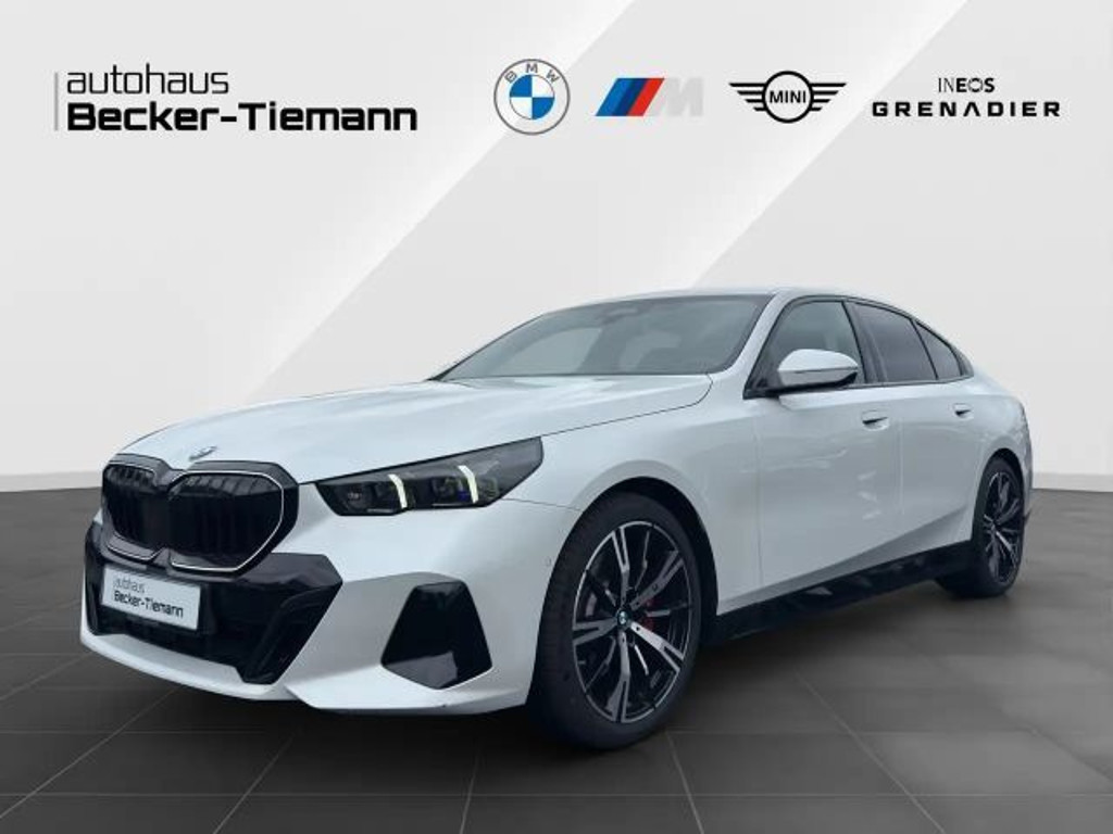 BMW 5 Serie 520 M-Sport Sedan 520d