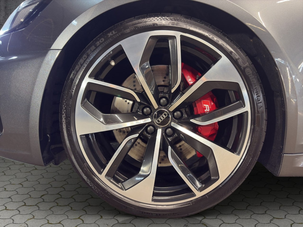 Audi RS4