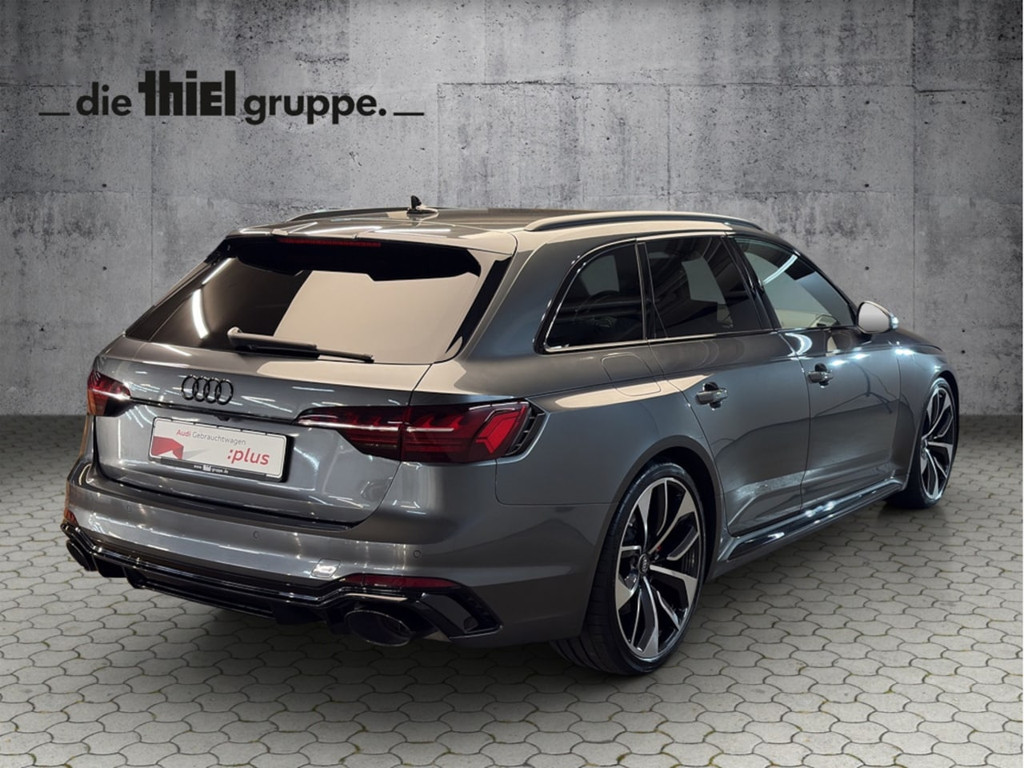 Audi RS4
