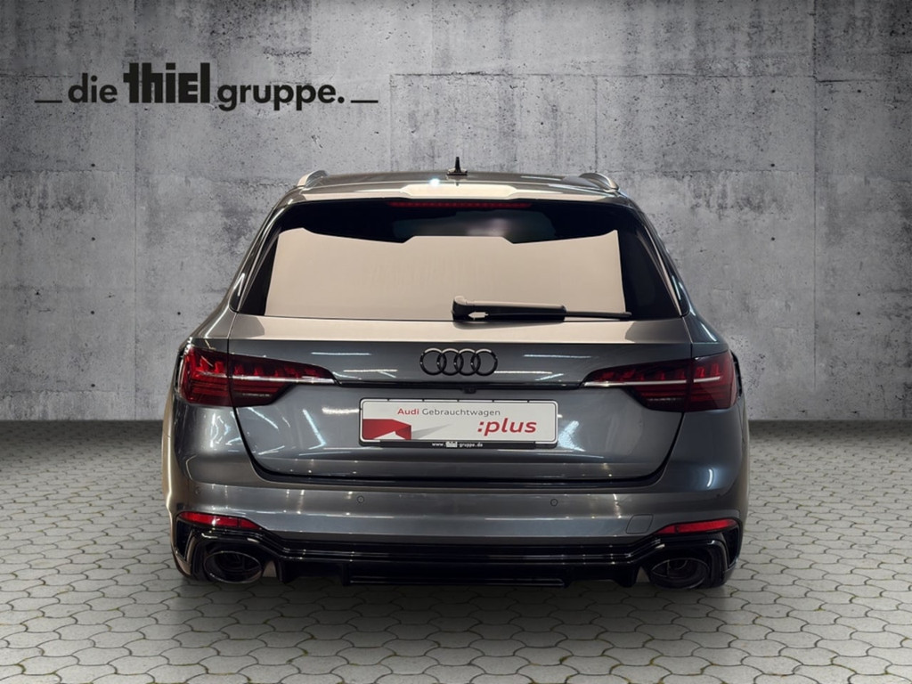Audi RS4