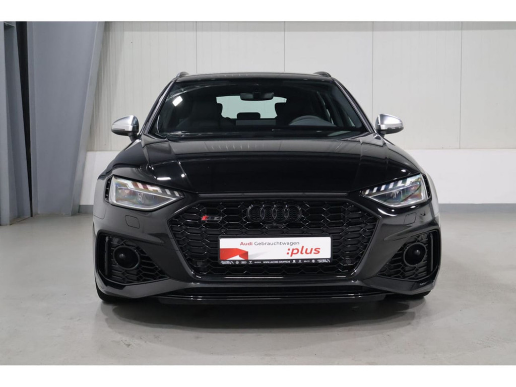 Audi RS4