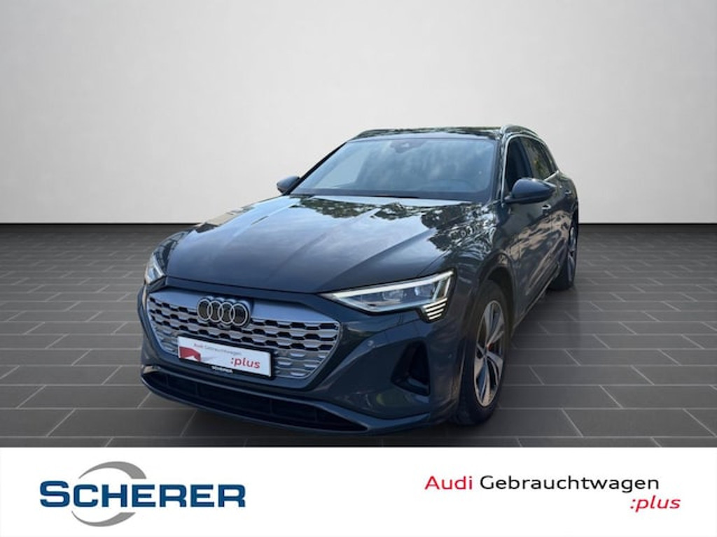 Audi Q8 e-tron Quattro 50