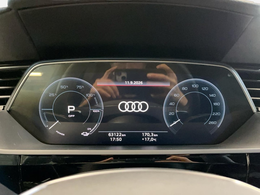 Audi Q8 e-tron