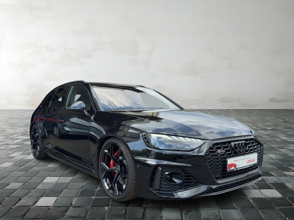 Audi RS4