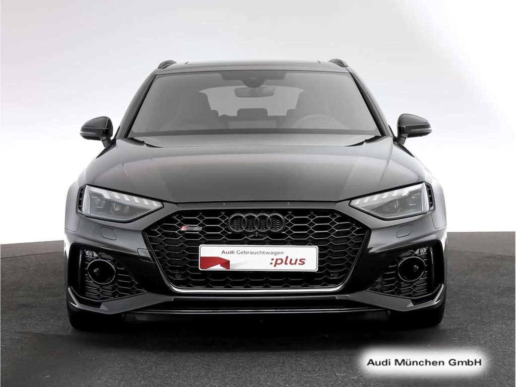 Audi RS4
