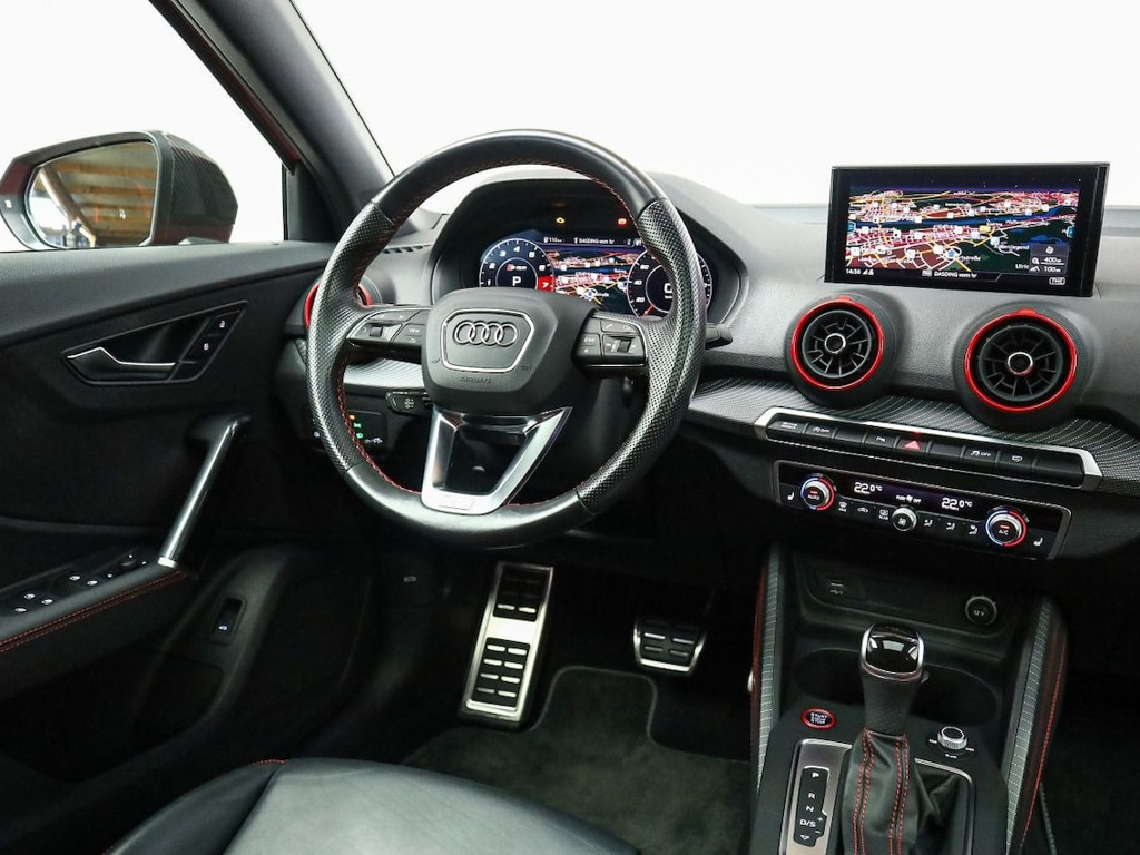 Audi SQ2
