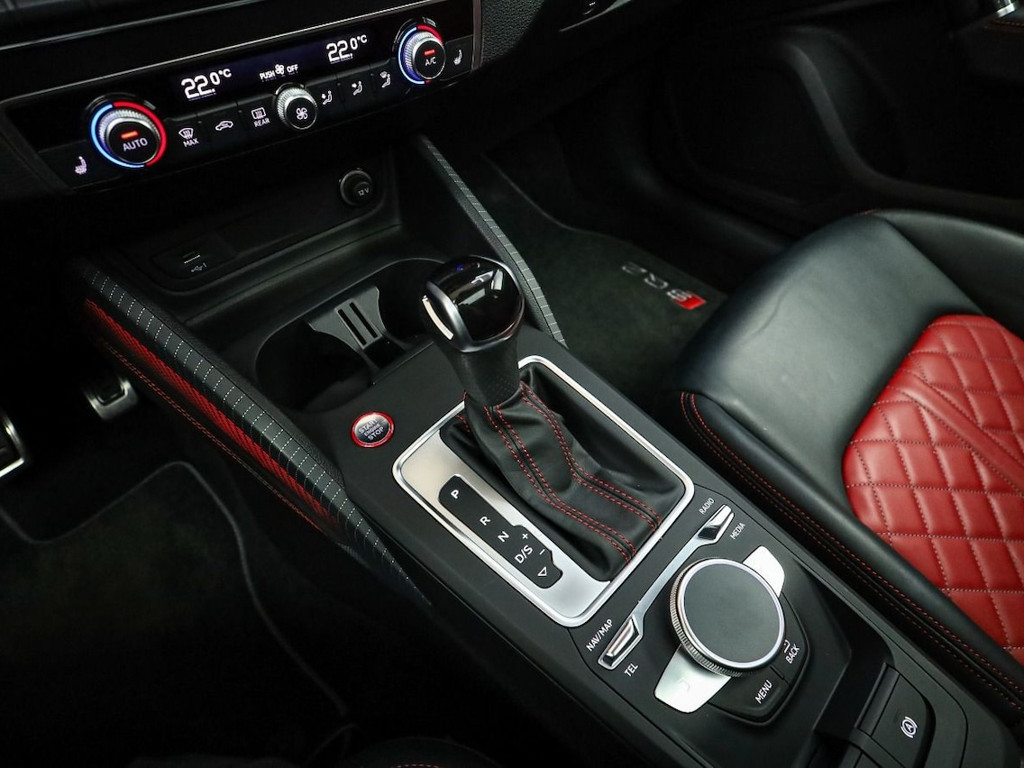 Audi SQ2