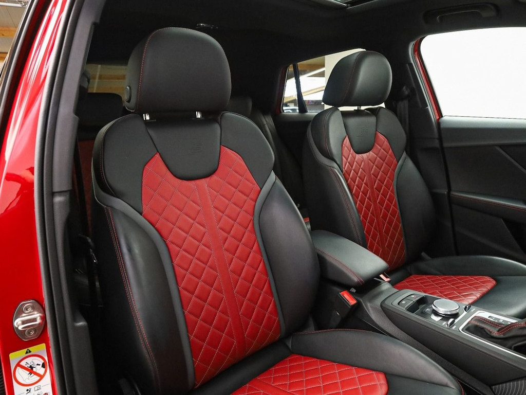Audi SQ2