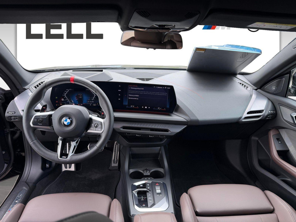 BMW M235
