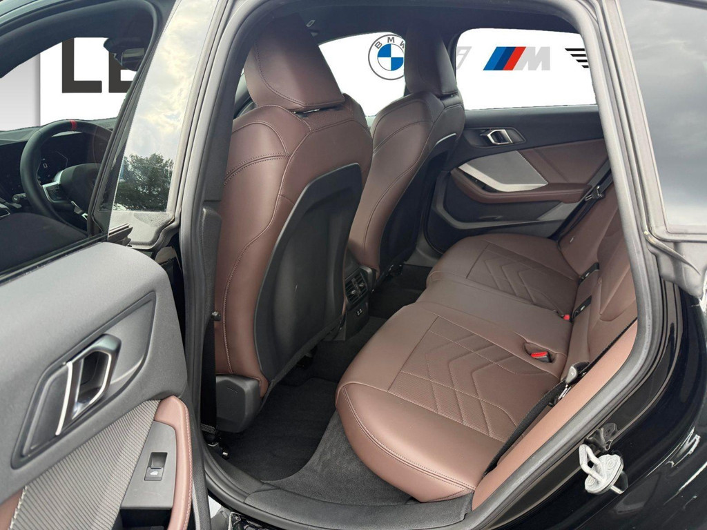BMW M235