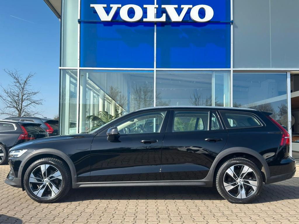 Volvo V60 Cross Country