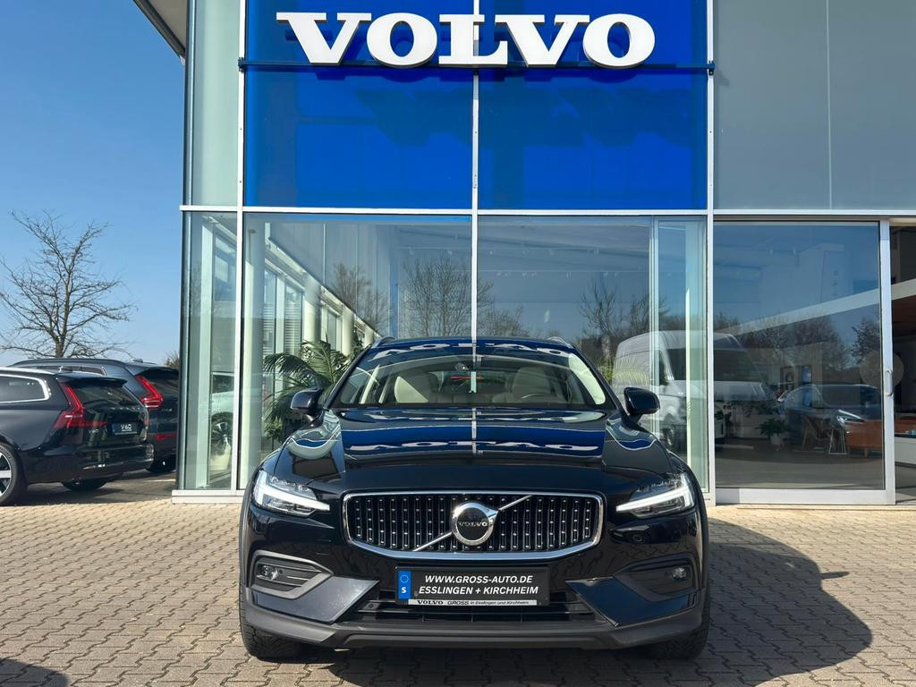 Volvo V60 Cross Country
