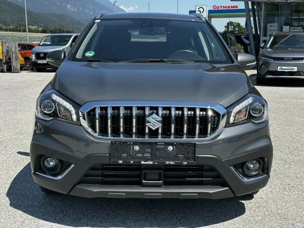 Suzuki S-Cross