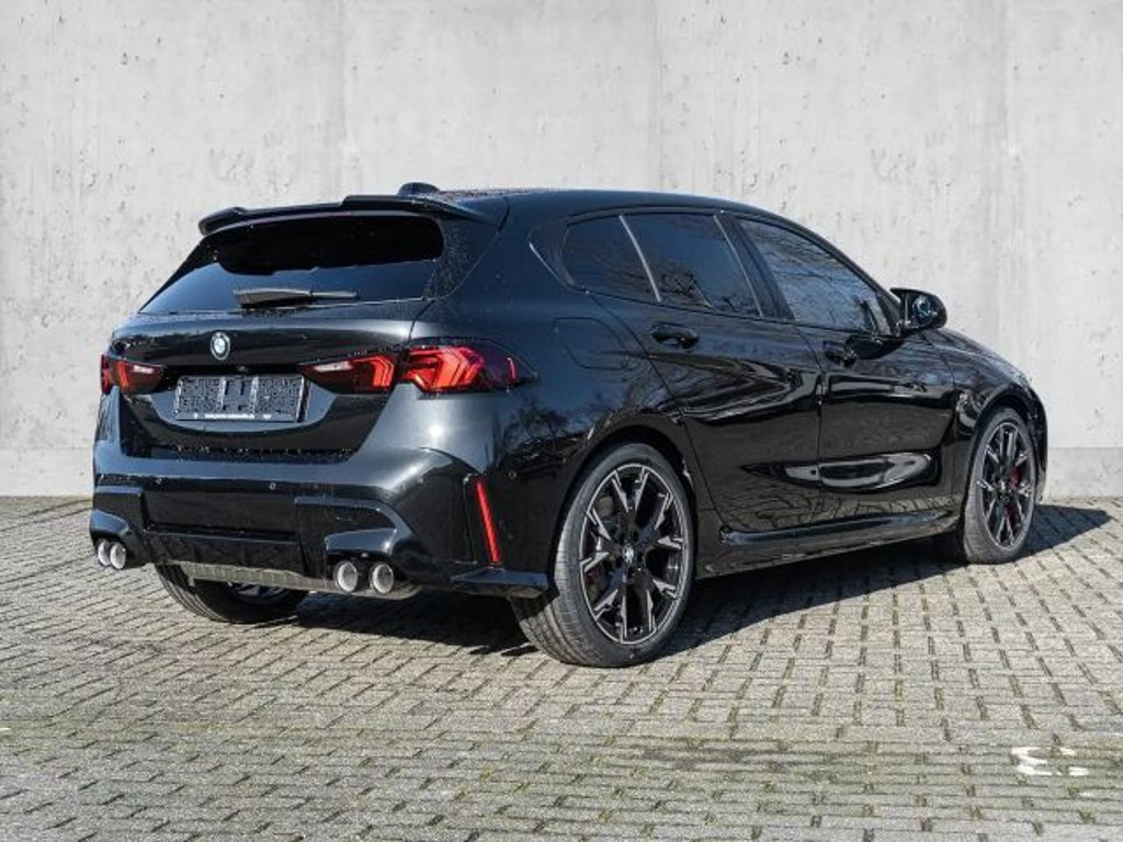 BMW 1 Serie 135 M-Sport xDrive Sedan