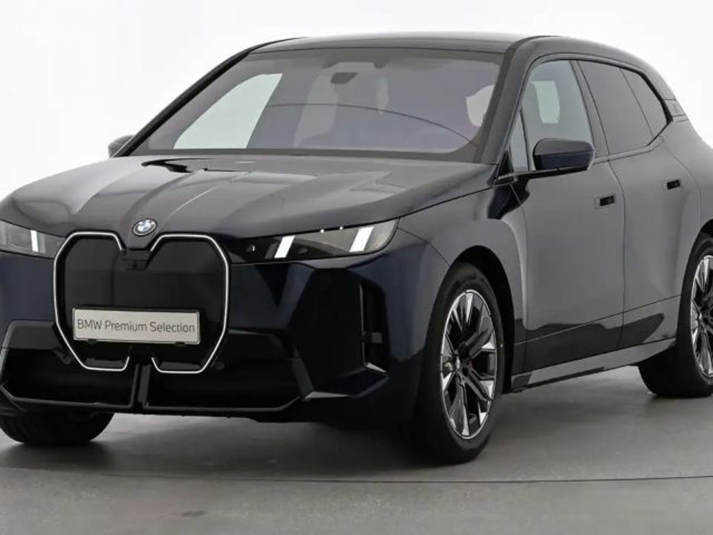 BMW iX xDrive45