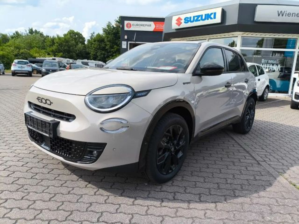 Fiat 600e 1.2 Hybrid T3 107 kW eDCT SPORT