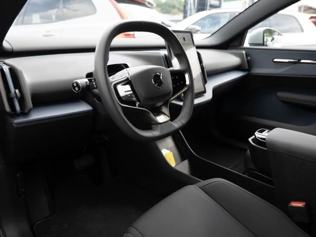 Volvo EX30