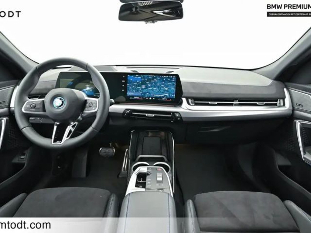 BMW iX2