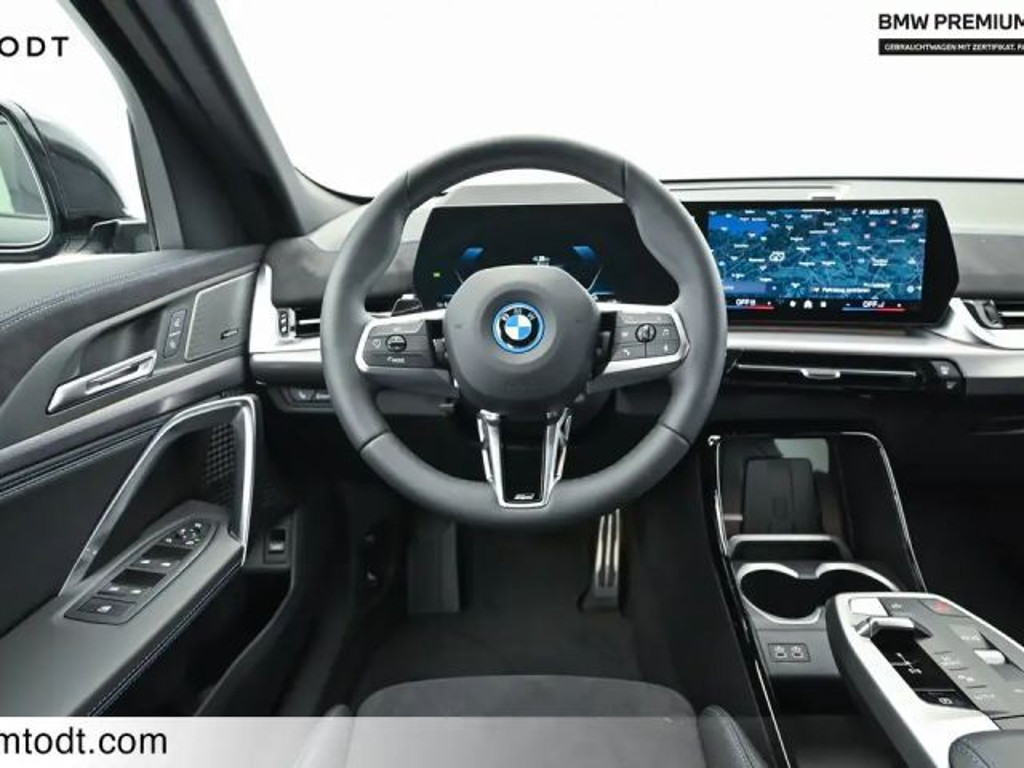 BMW iX2
