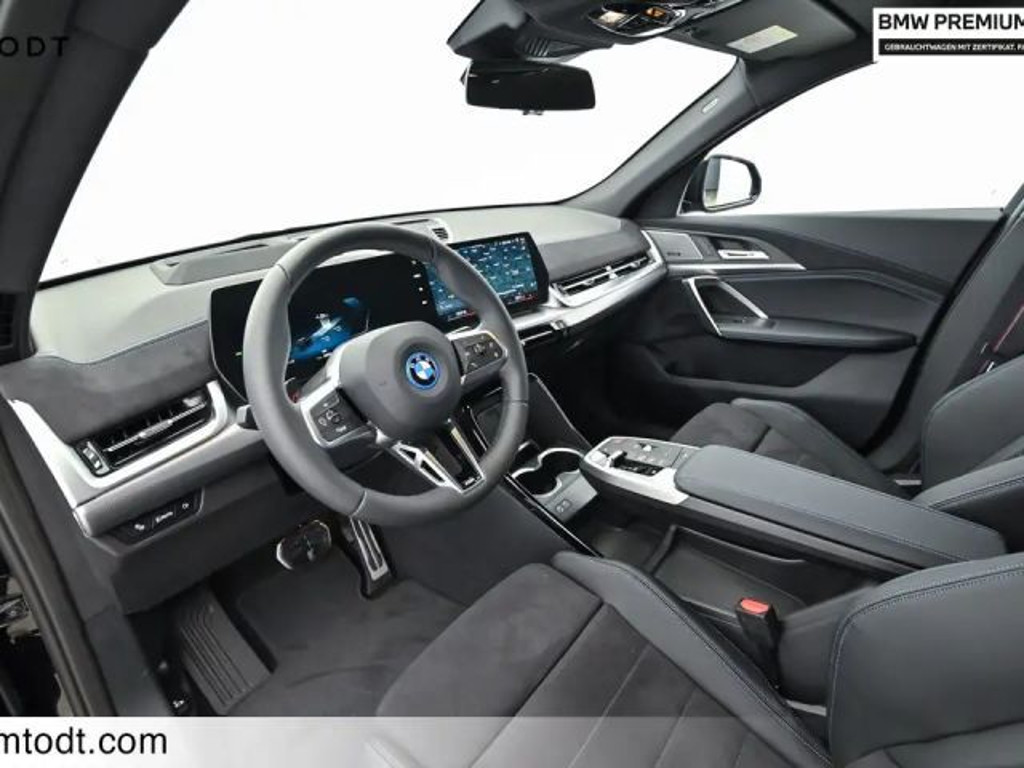 BMW iX2