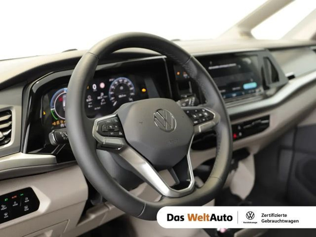 Volkswagen Multivan eHybrid T7