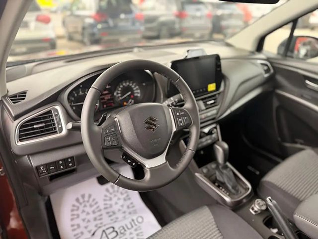 Suzuki S-Cross