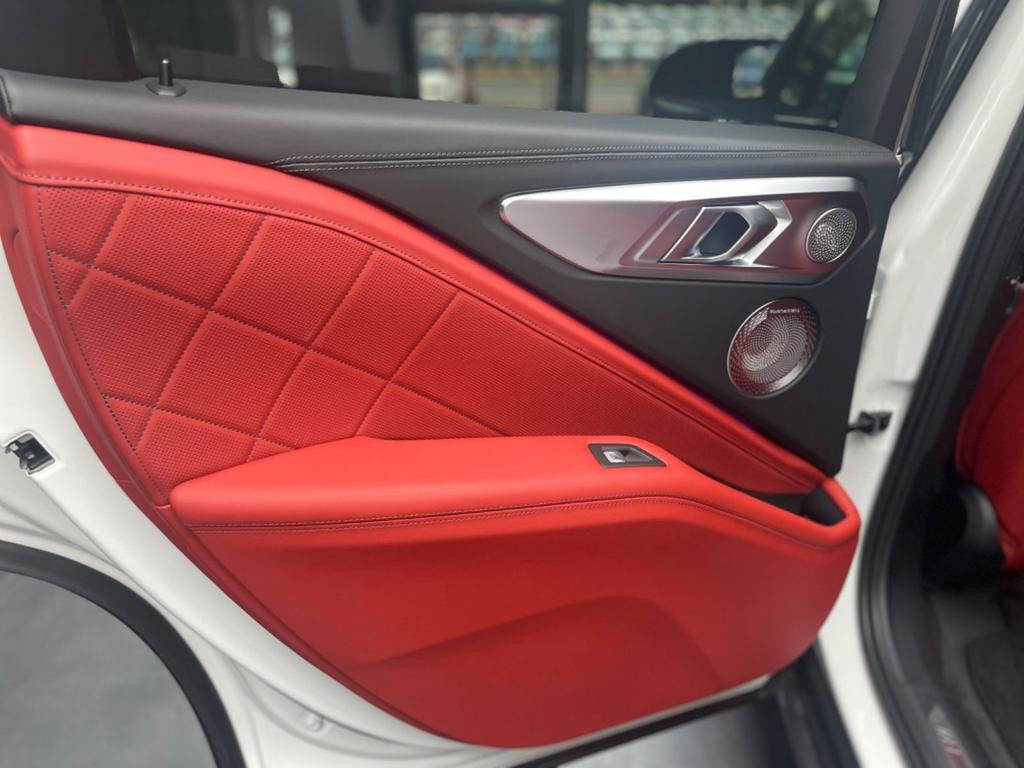 BMW XM