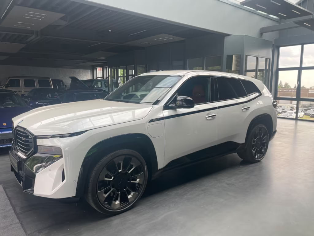 BMW XM