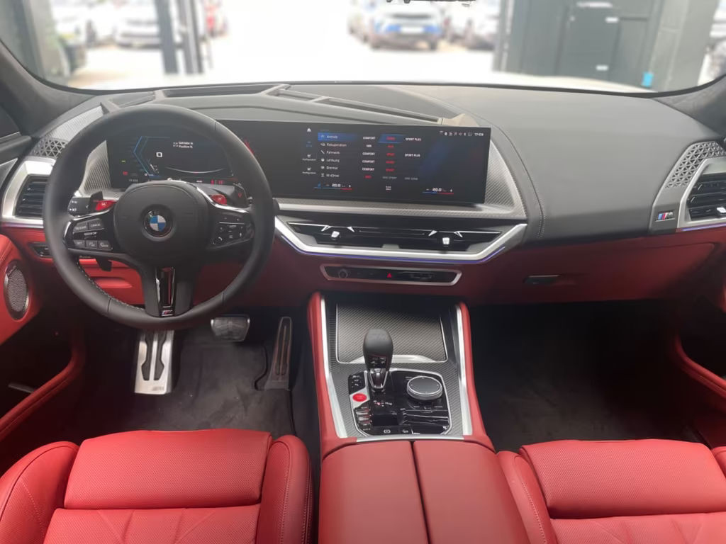 BMW XM