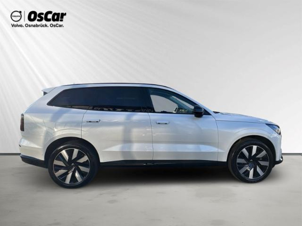 Volvo EX90