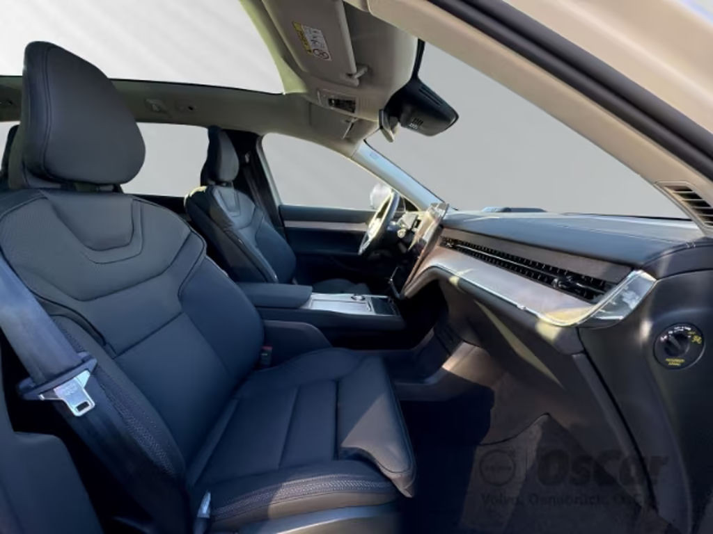 Volvo EX90