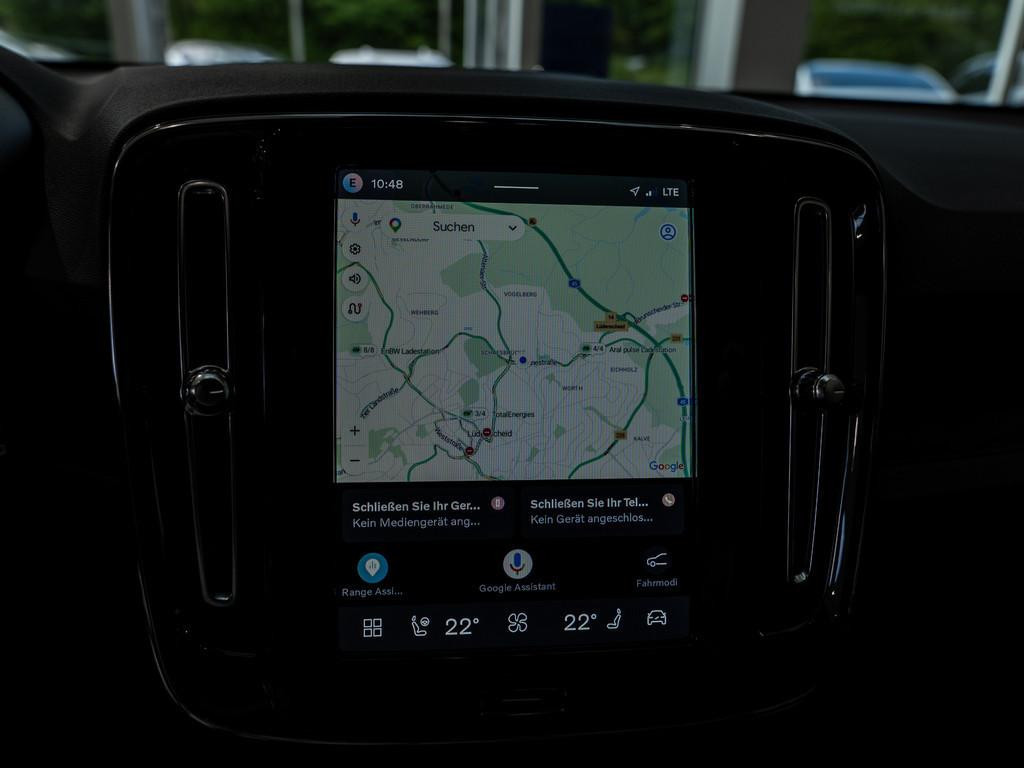 Volvo EX40