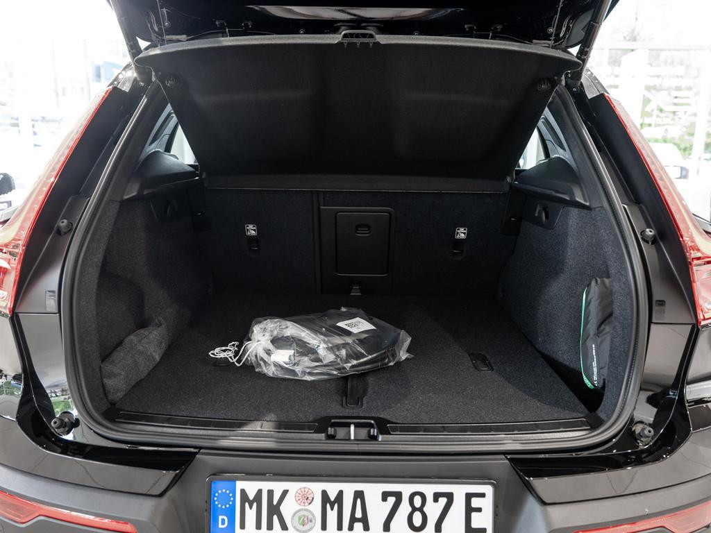 Volvo EX40