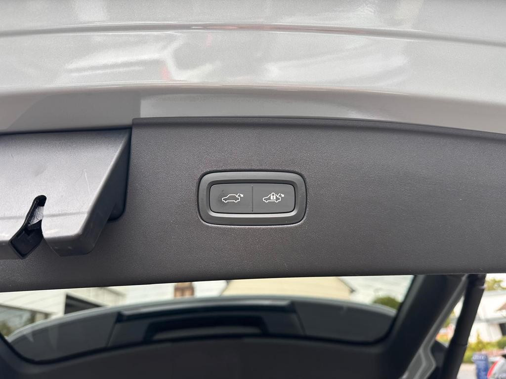 Volvo EX90